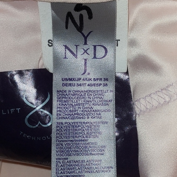🆕️ NYDJ Pale Pink Dress Pants. Size 4 - waist size 30"  NWT - Picture 7 of 8